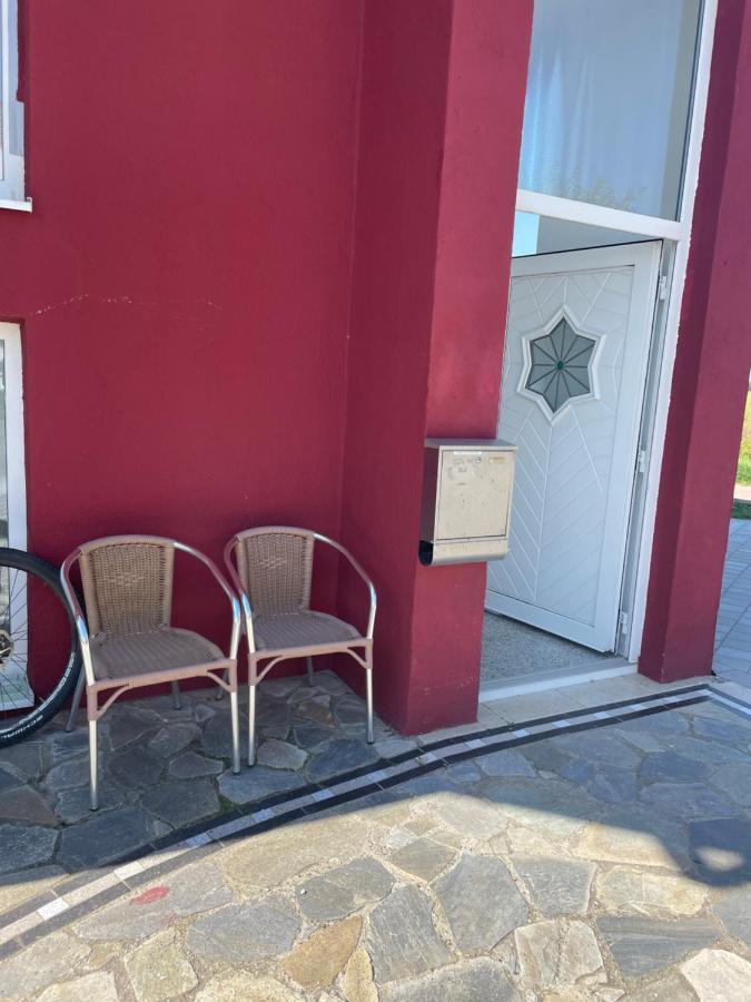Apartament Mit Schlafzimmer Лар Экстерьер фото