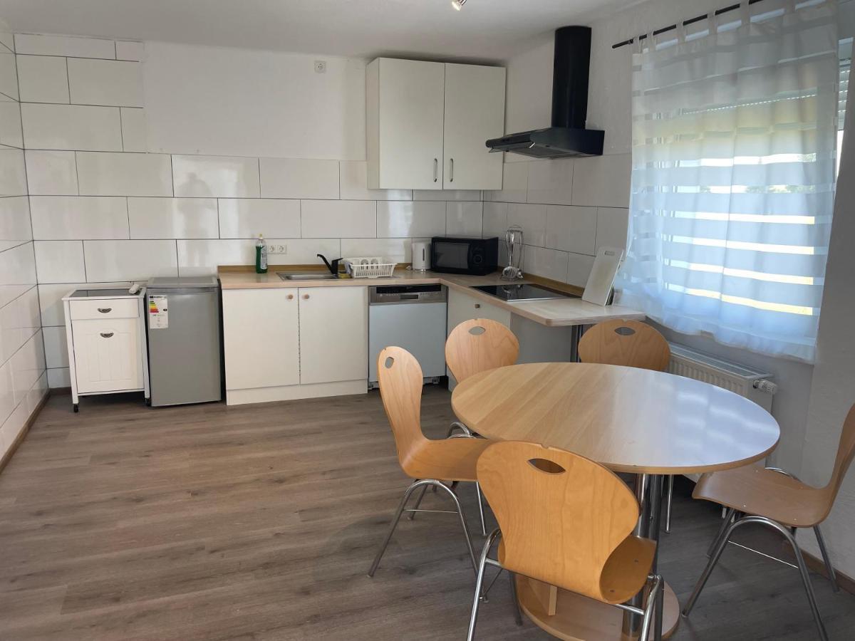 Apartament Mit Schlafzimmer Лар Экстерьер фото